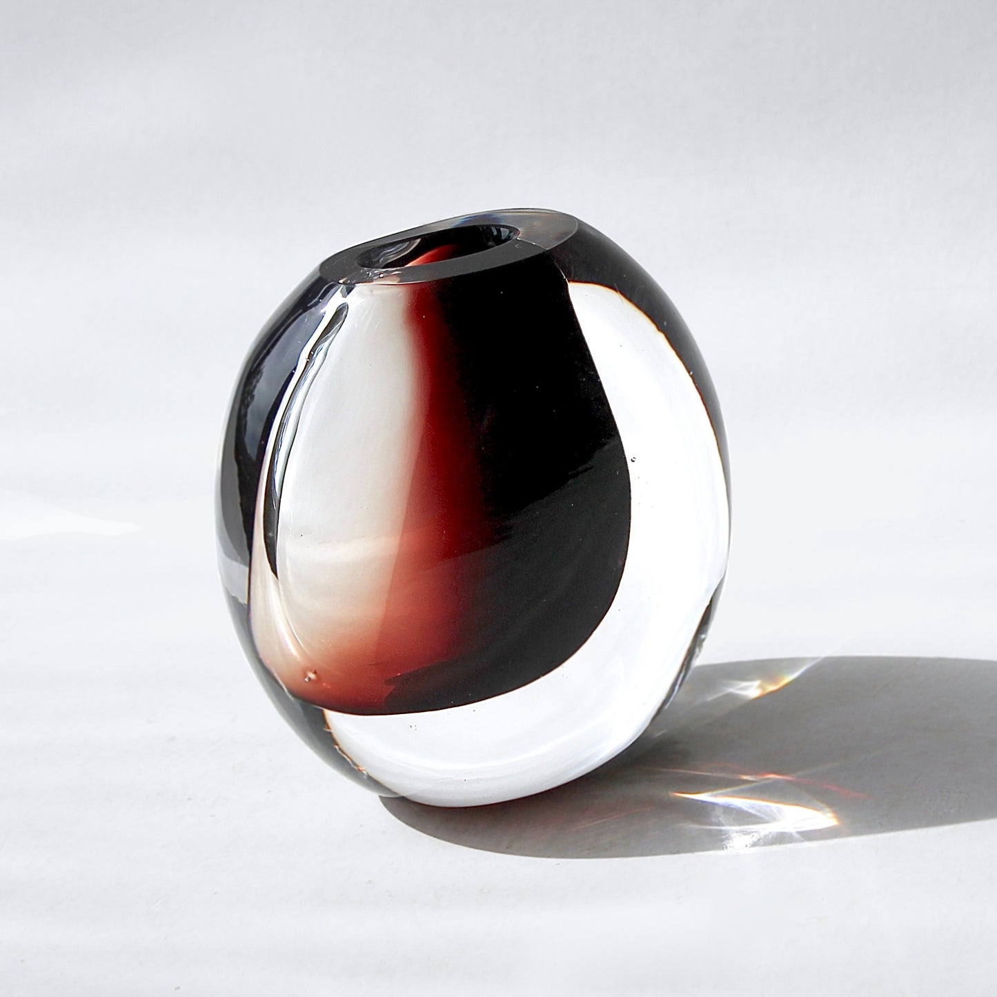 Vicke Lindstrand Vase