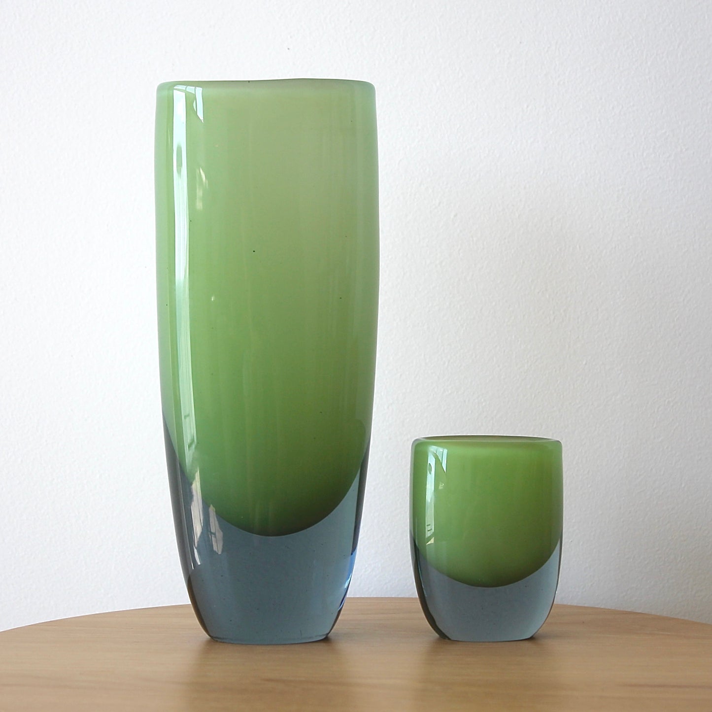Vicke Lindstrand Vase