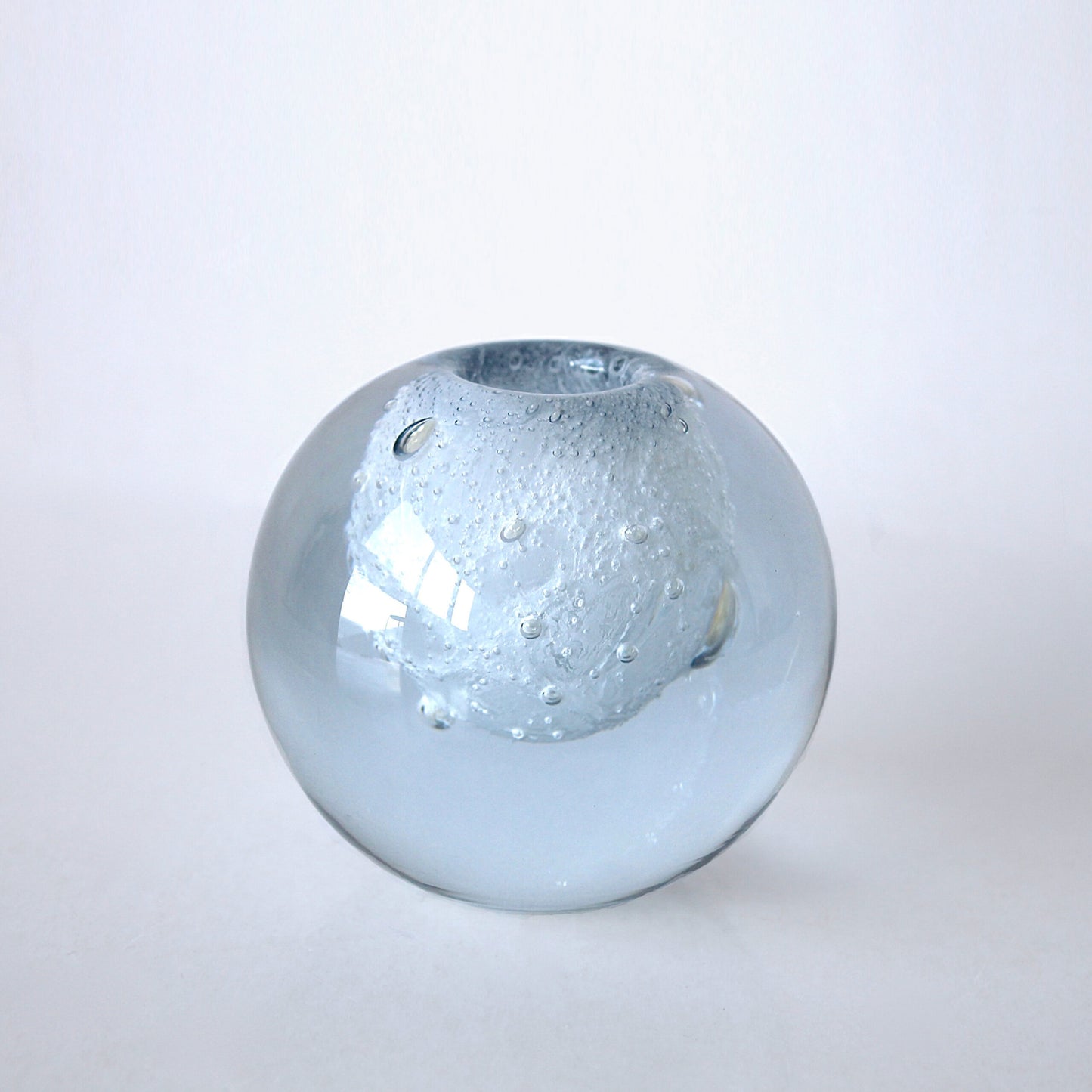 GUNNAR NYLUND VASE