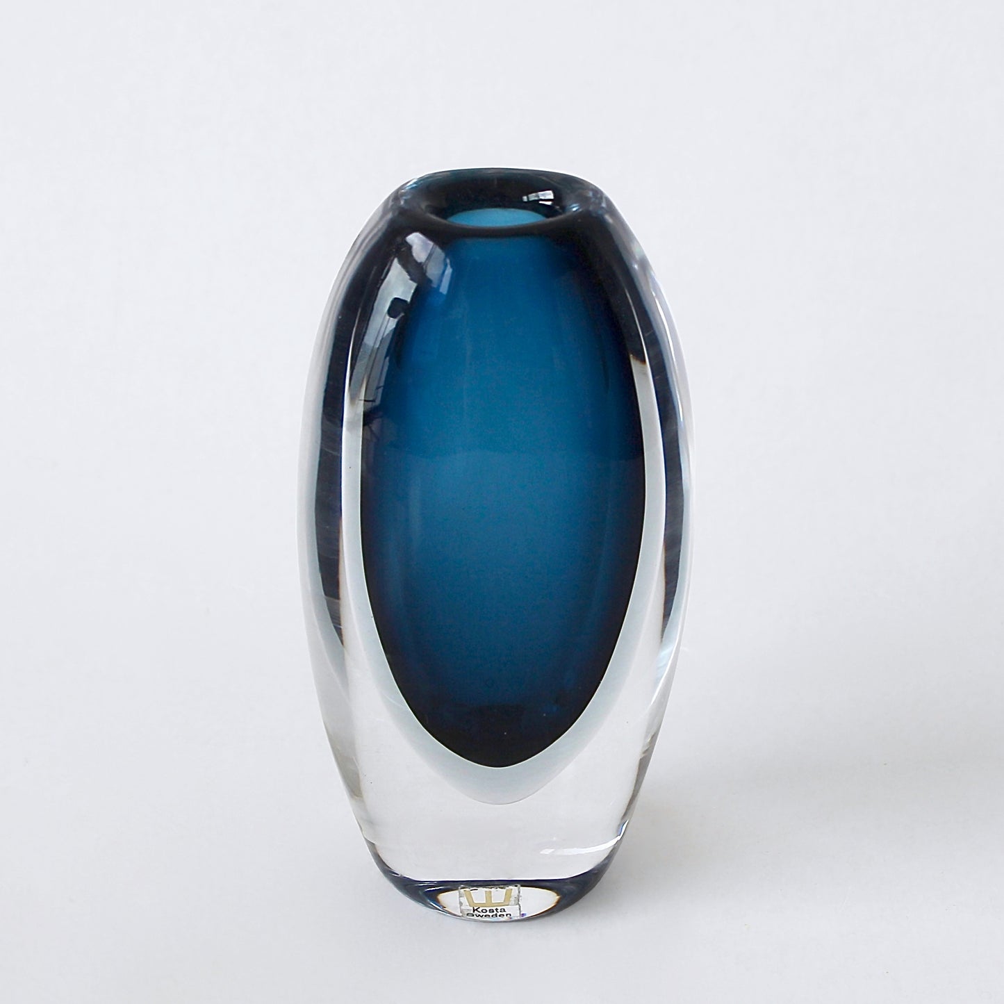 Vicke Lindstrand Vase