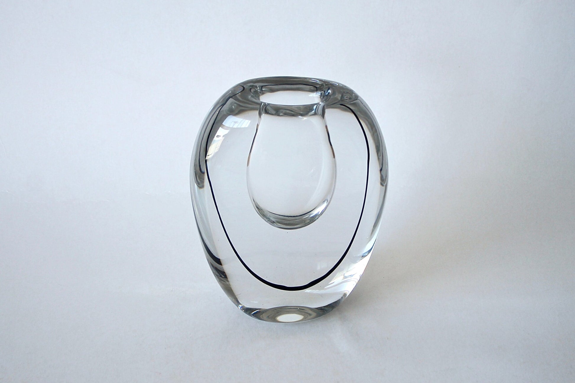 Vicke Lindstrand Vase