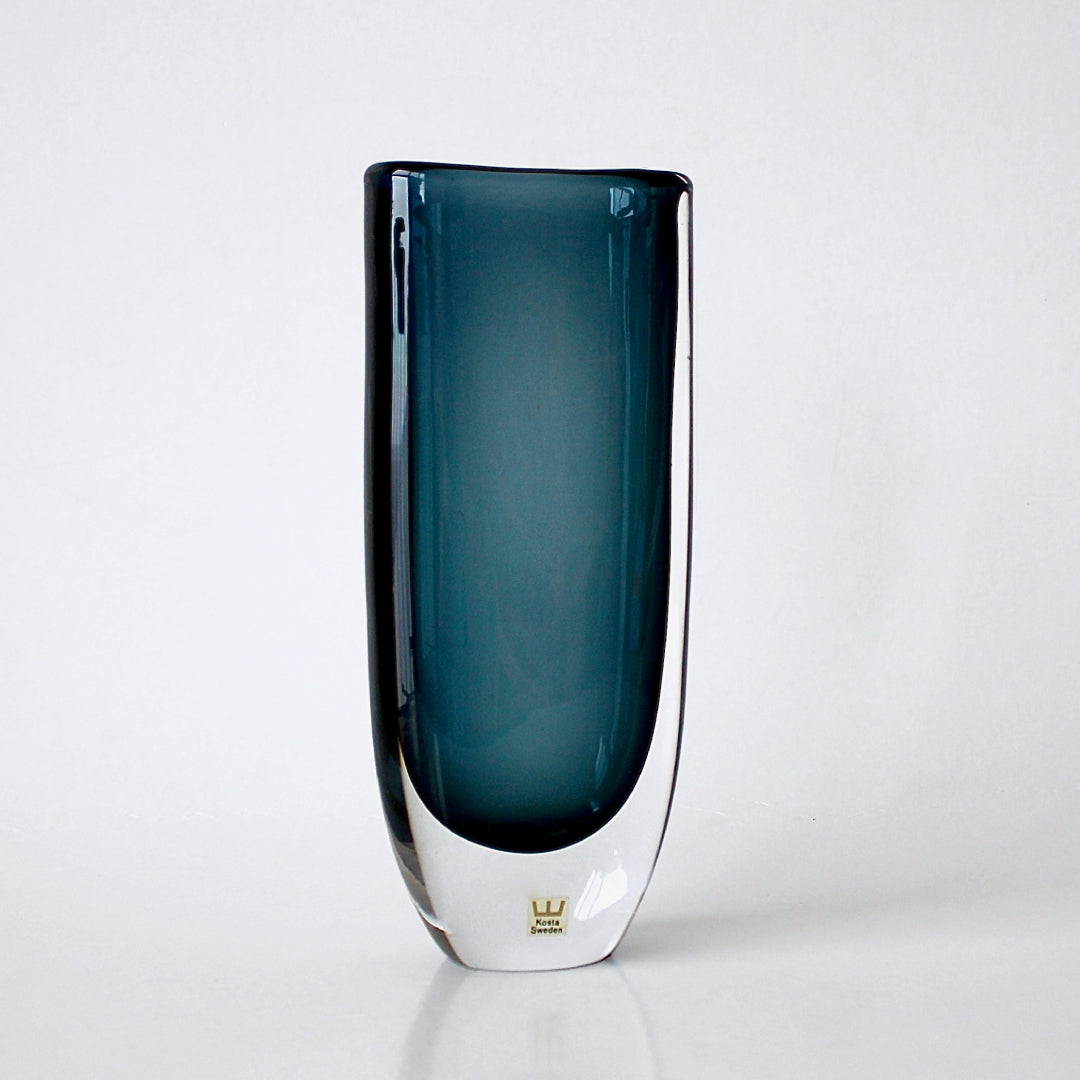 Vicke Lindstrand Vase