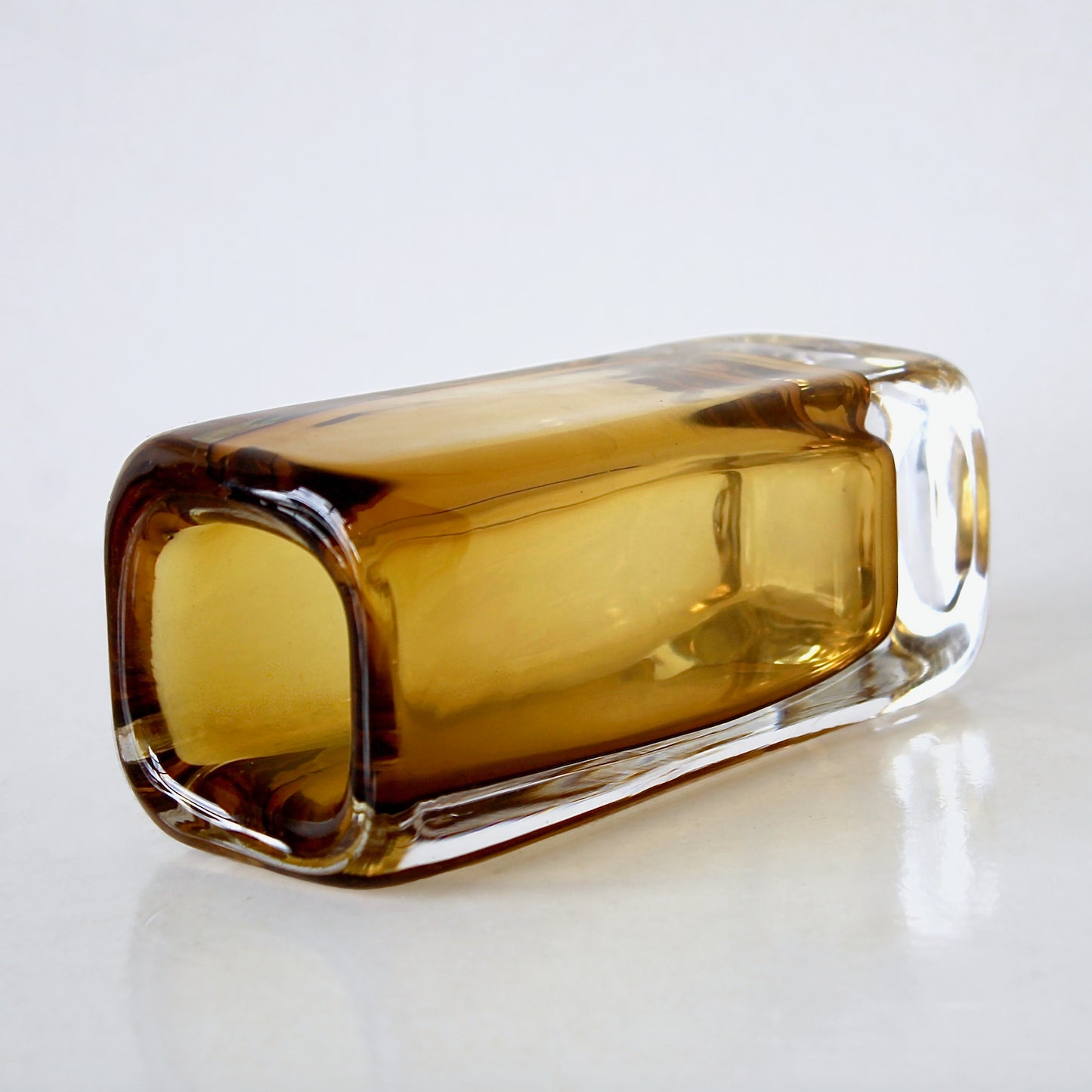 Vicke Lindstrand Vase