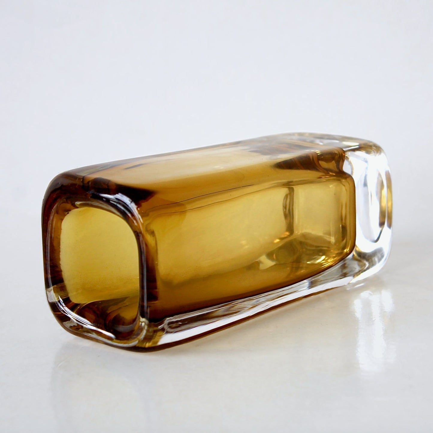 Vicke Lindstrand Vase
