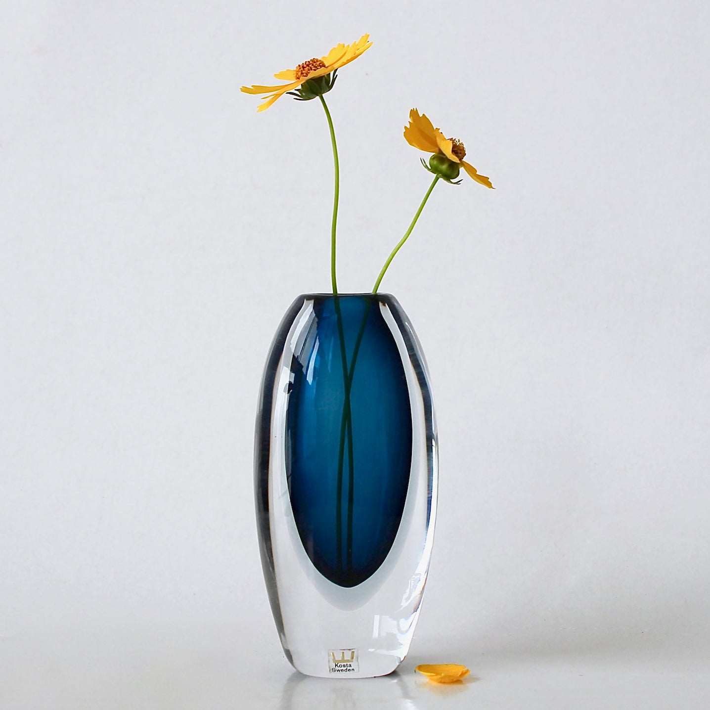 Vicke Lindstrand Vase