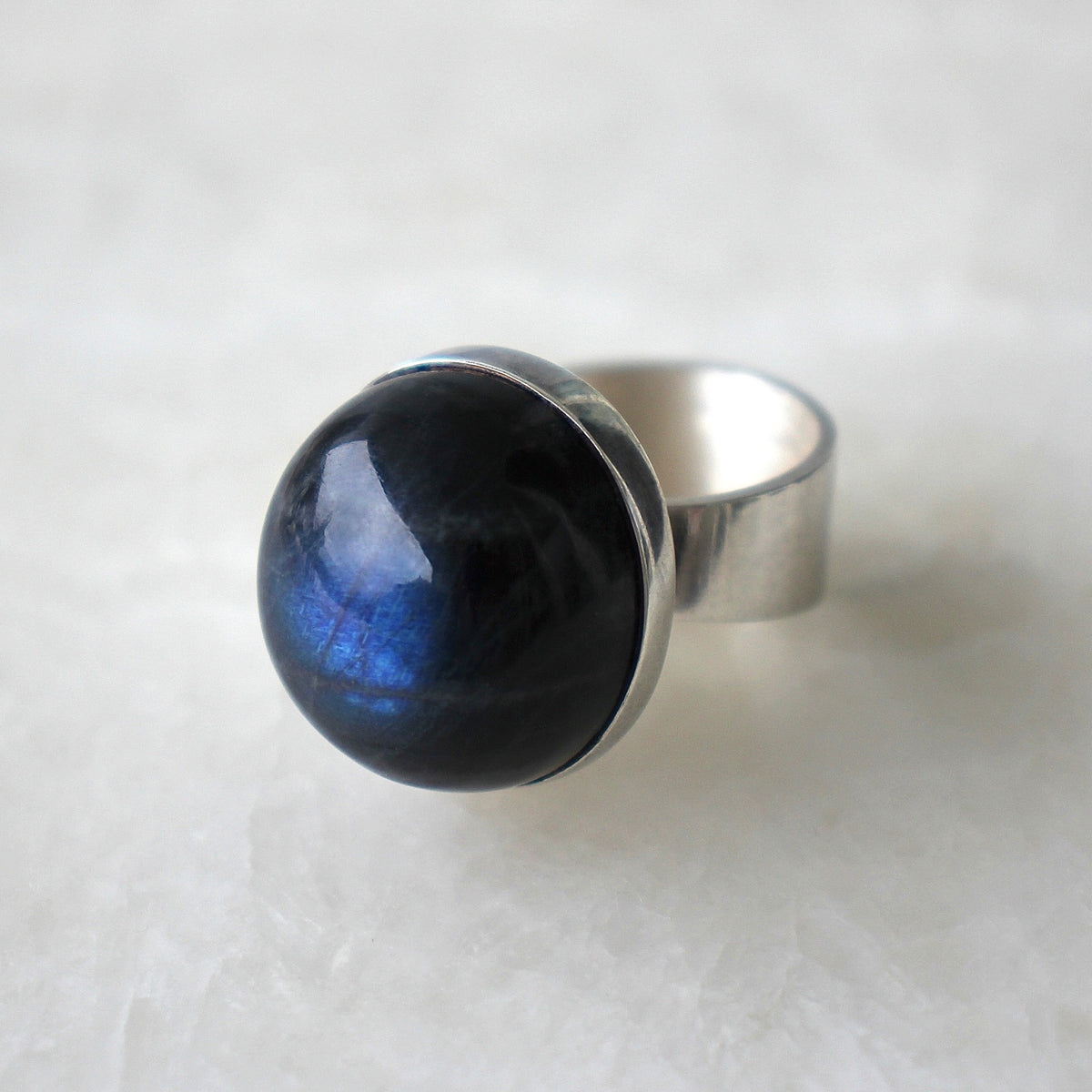 Valon Ring