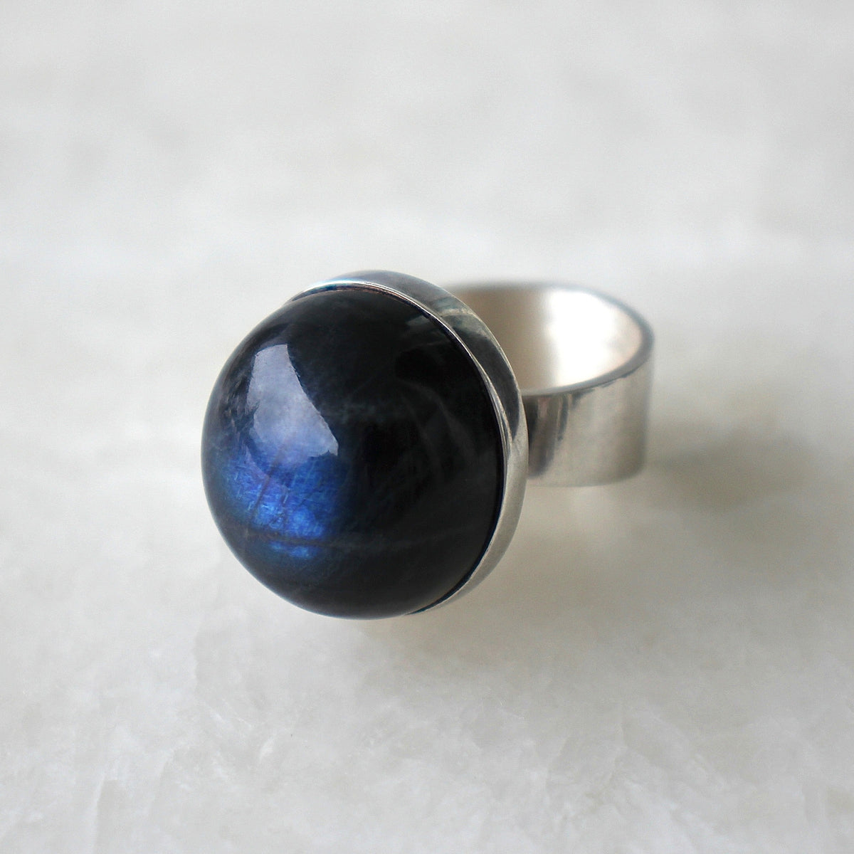 Valon Ring