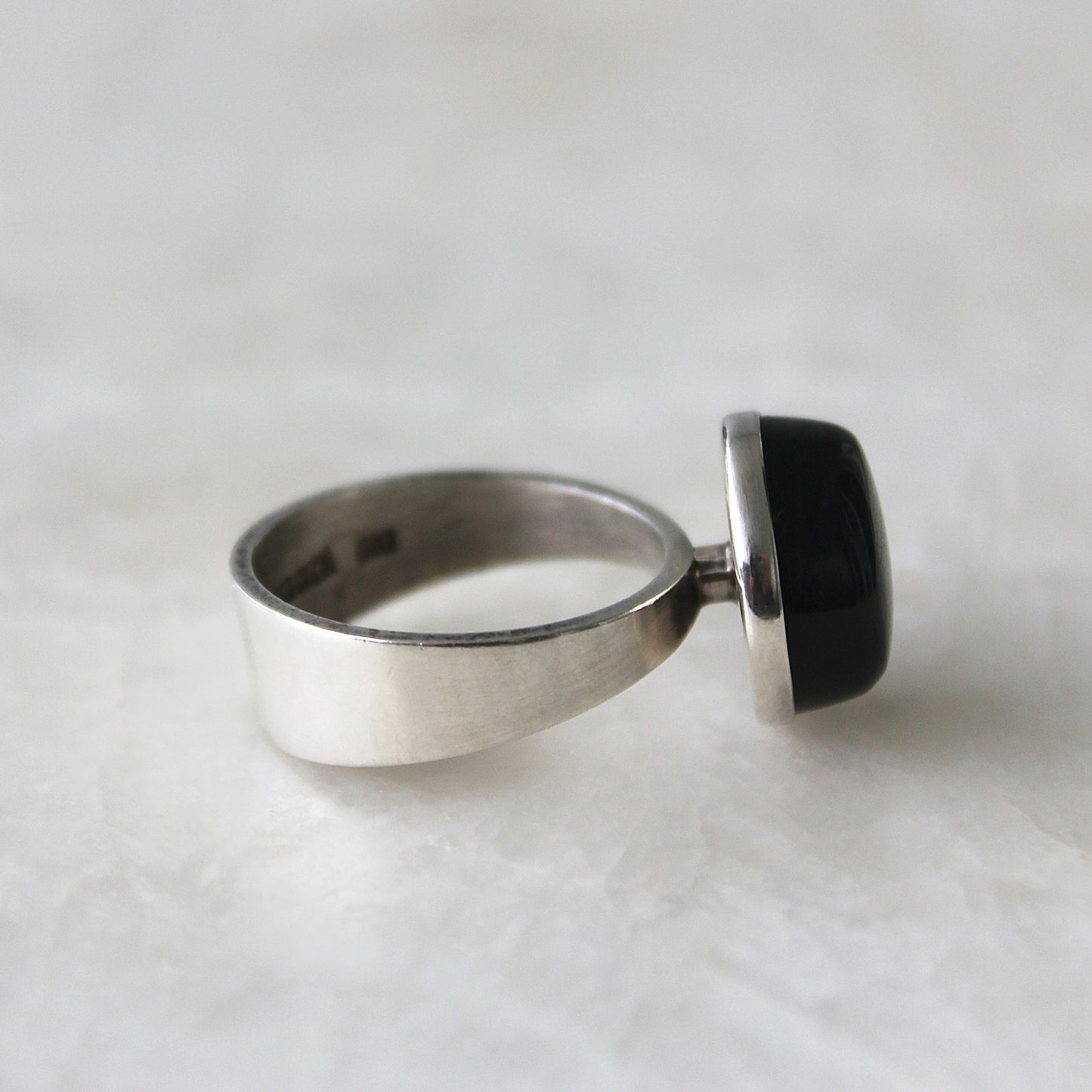 Valon Ring