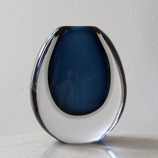 Vicke Lindstrand Vase