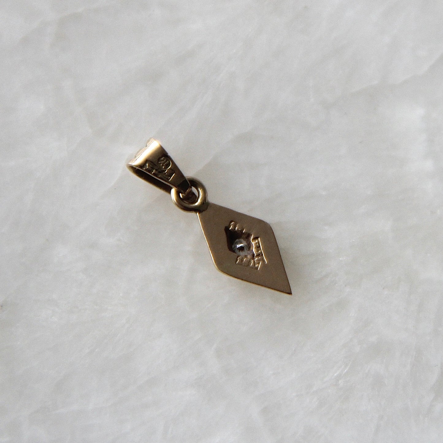 Erik G Johanssons Pendant