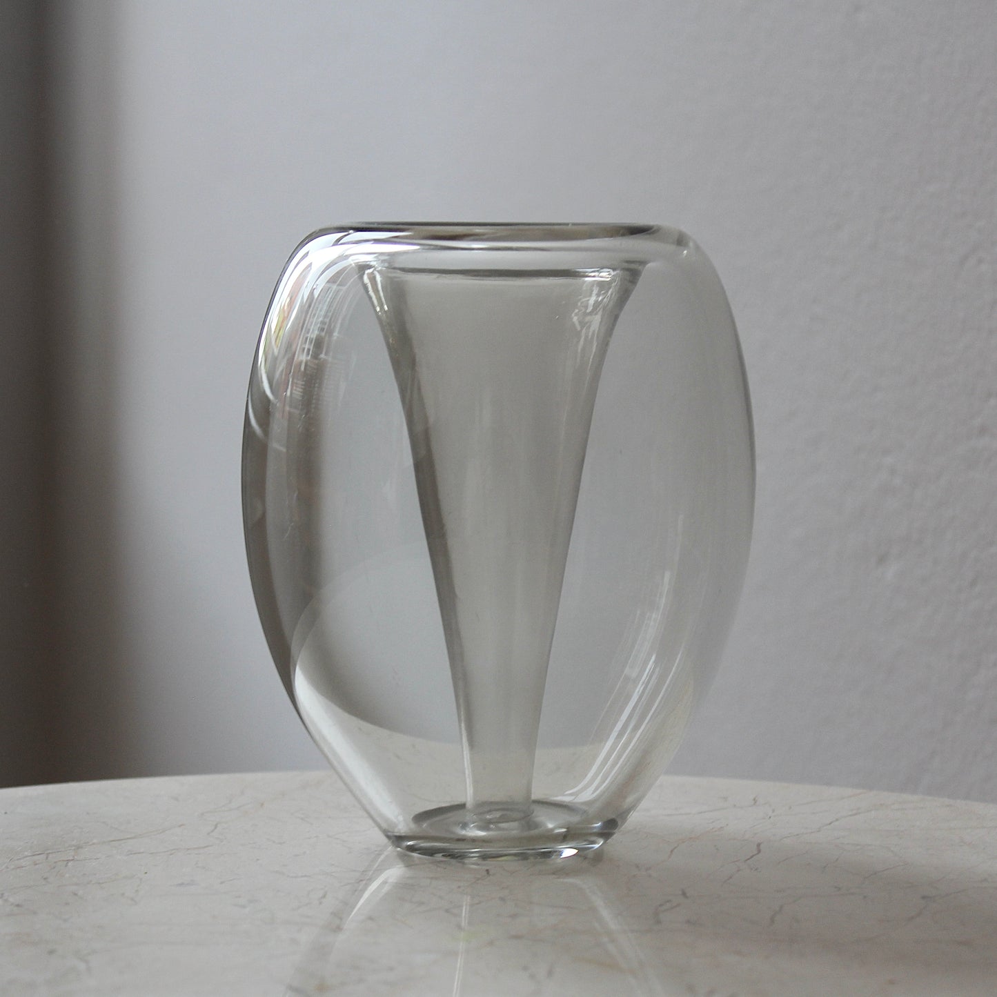 Saara Hopea Vase