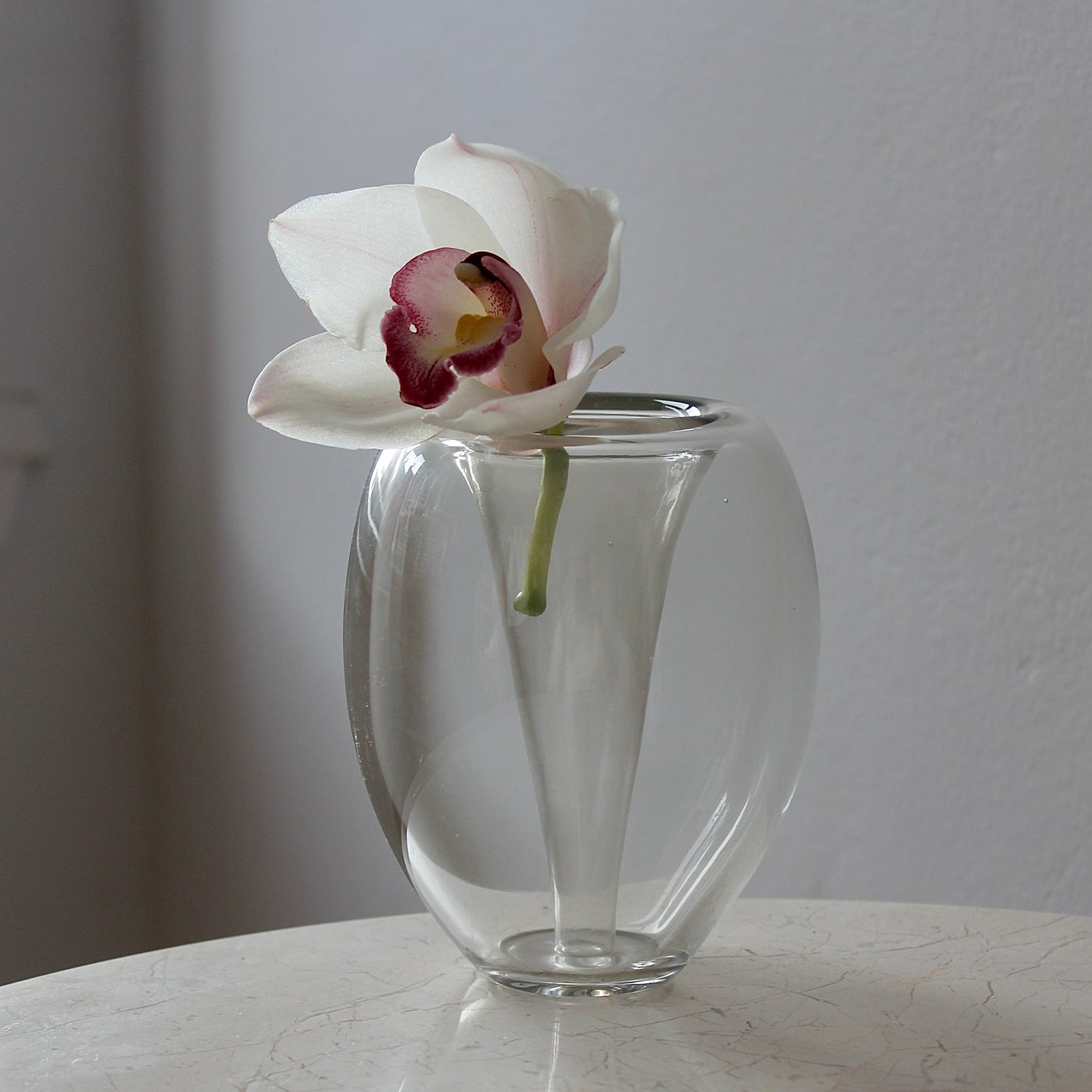 Saara Hopea Vase
