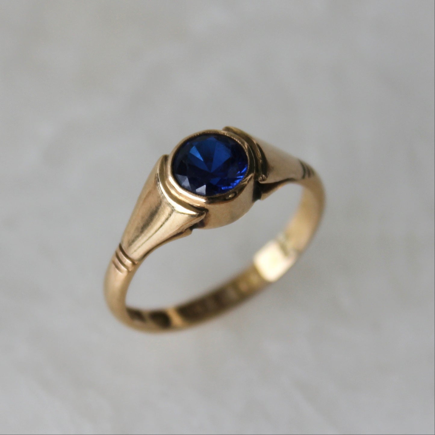 E. Hultberg Ring