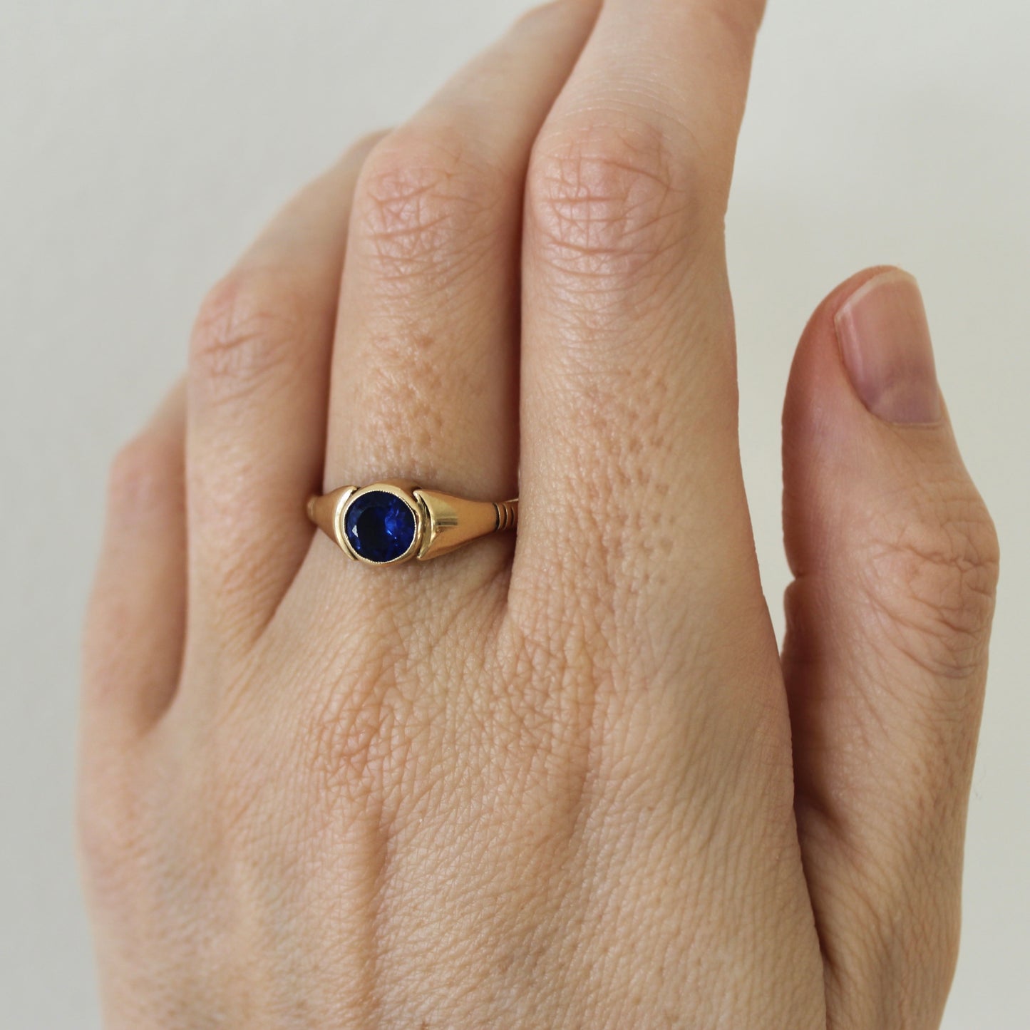 E. Hultberg Ring